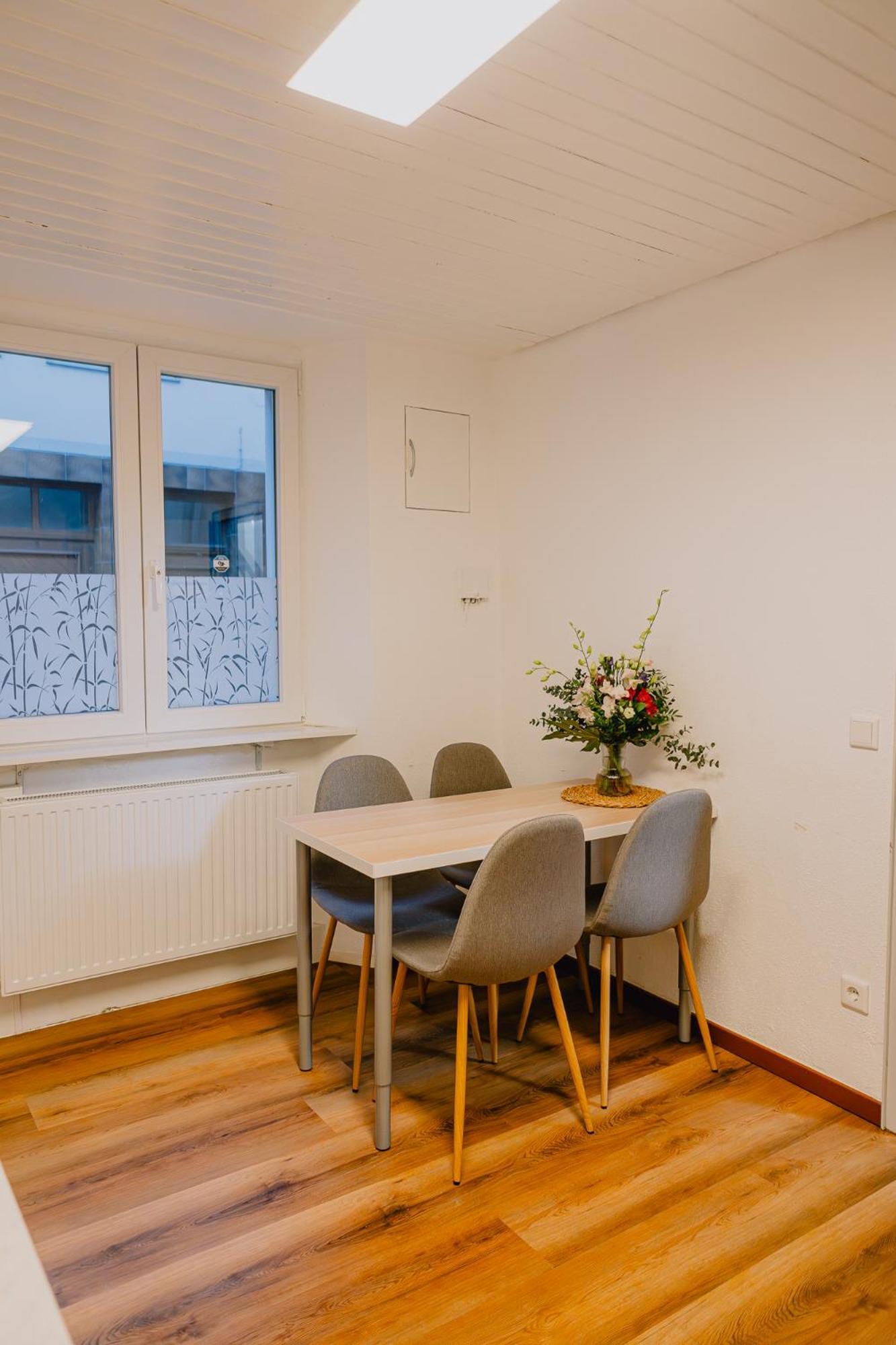 Gemuetliches Haus Mit 2 Zimmern Vallendar Bagian luar foto